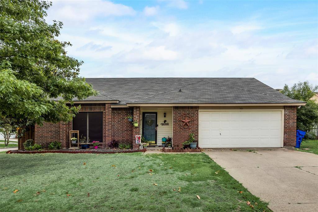 Forney, TX 75126,501 Rosewood Lane