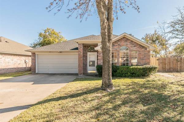 3737 Brett Drive, Fort Worth, TX 76123