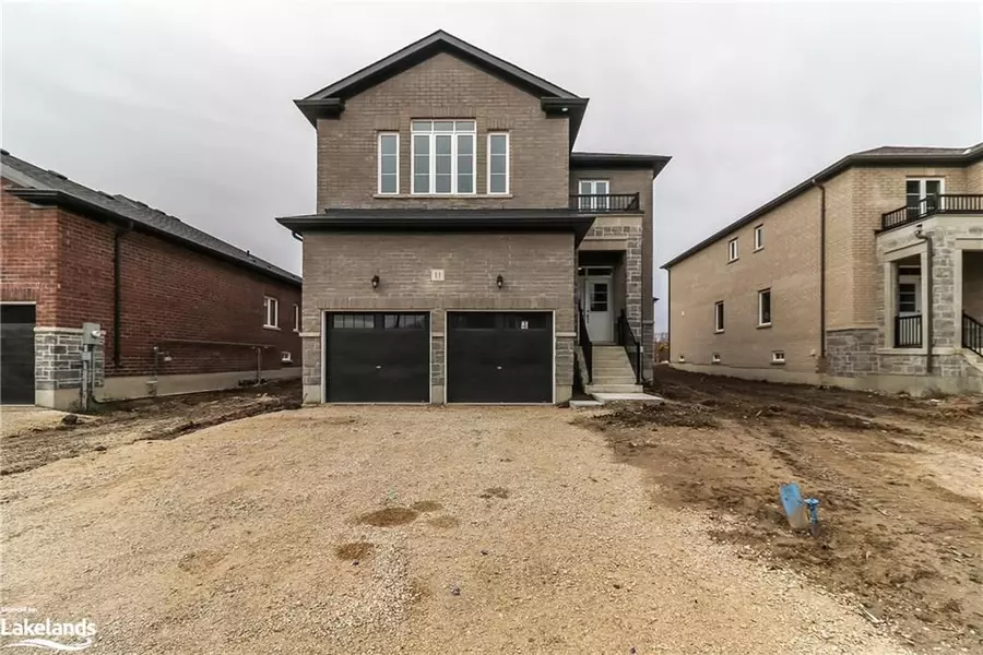 11 AMBER DR, Wasaga Beach, ON L9Z 0R9