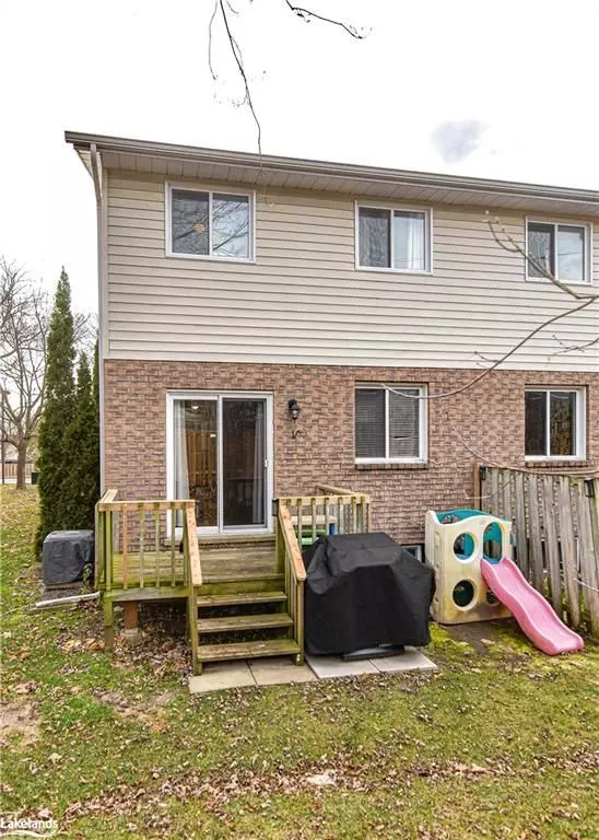 Orillia, ON L3V 7P4,325 WEST ST #13