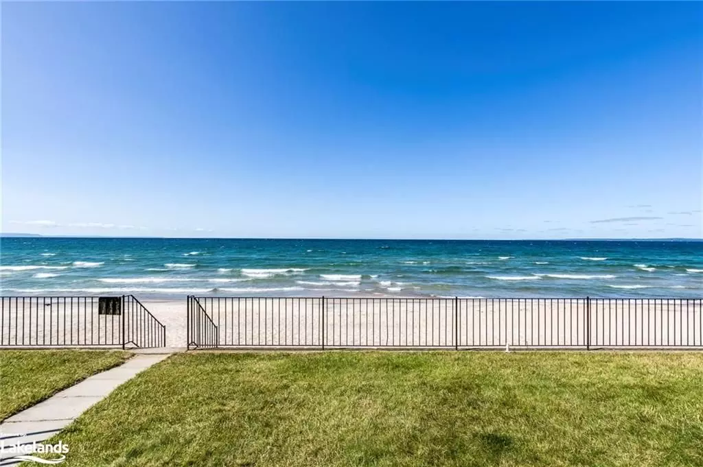 Simcoe, ON L0L 2T0,1064 TINY BEACHES RD S #8