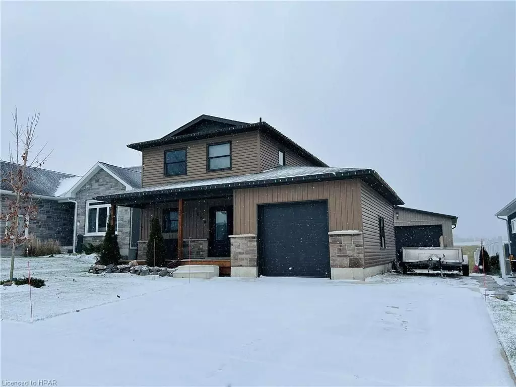 North Huron, ON N0M 1H0,660 GLORIA ST