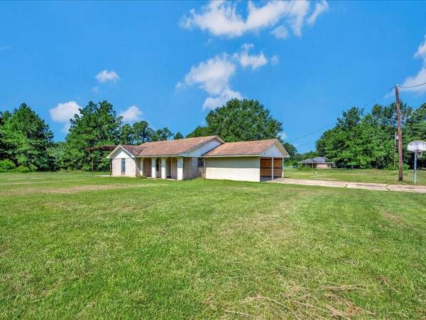 1300 Lacey Circle, Lufkin, TX 75901