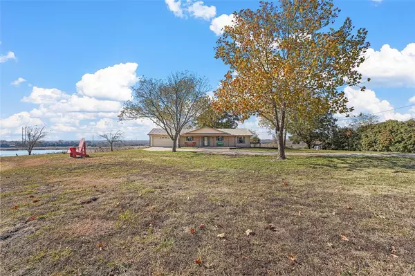 8185 State Highway 78 N, Blue Ridge, TX 75424