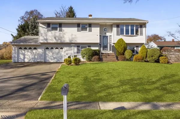 6 Lund Ct, Piscataway Twp., NJ 08854