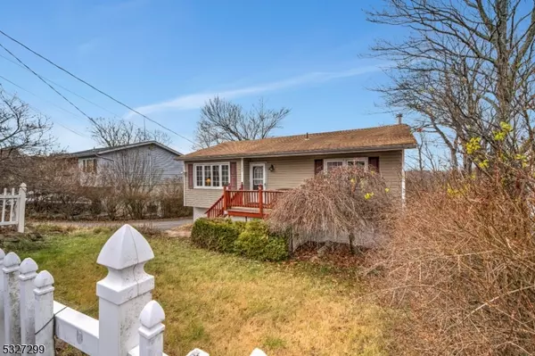 Hopatcong Boro, NJ 07843,152 Rollins Trl