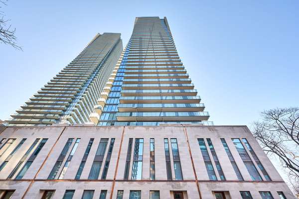 65 St Mary ST #4309, Toronto C01, ON M5S 0A6