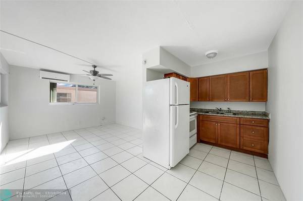 Fort Lauderdale, FL 33334,5141 NE 18th Ave  #4