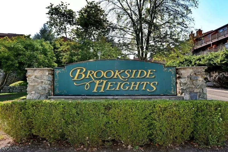 11B Brookside Hts #B, Wanaque Boro, NJ 07465