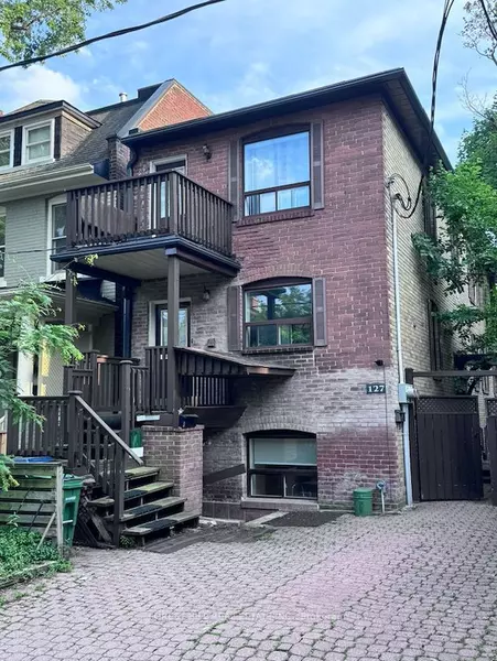 127 Summerhill AVE ##MAIN, Toronto C09, ON M4T 1B1