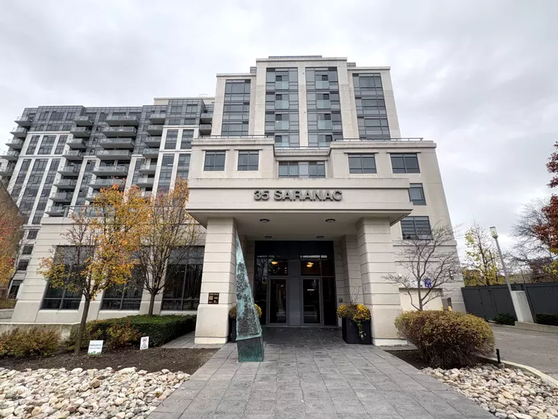 35 Saranac BLVD #413, Toronto C04, ON M6A 2G4