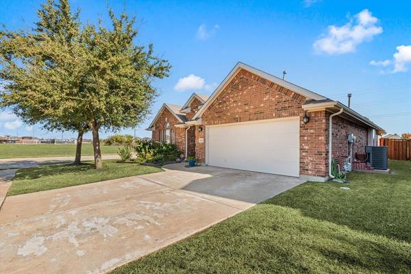 Grand Prairie, TX 75054,3103 Guadaloupe