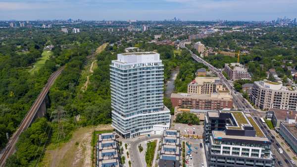 20 Brin DR #510, Toronto W08, ON M8X 0B2