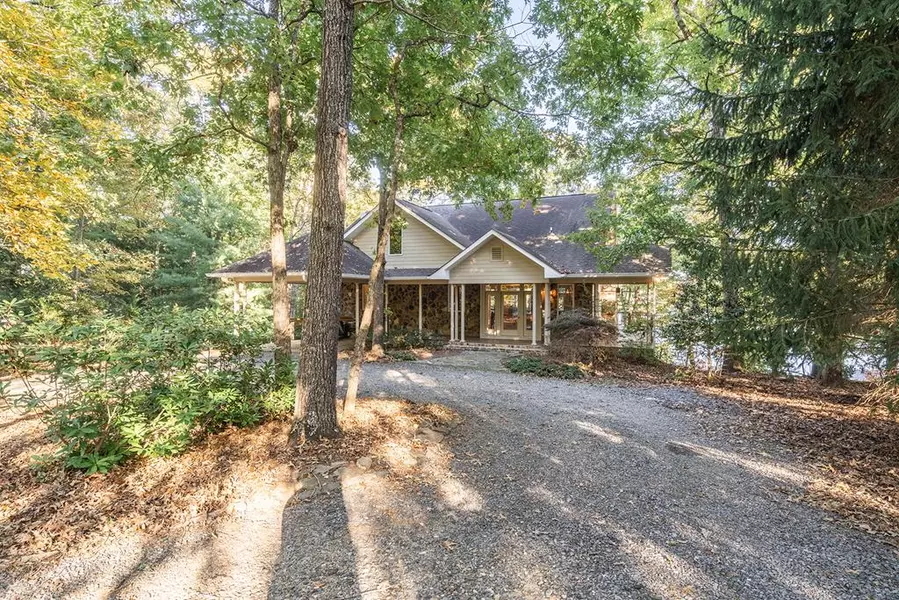 556 Hazelwood Point, Morganton, GA 30560