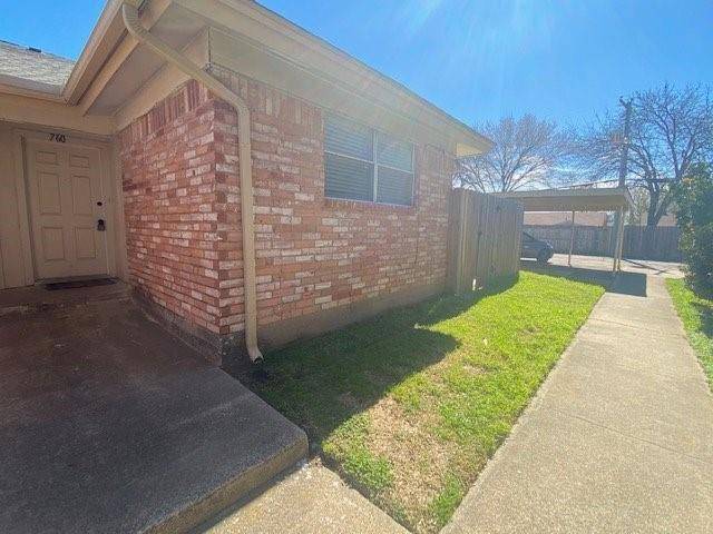 Hurst, TX 76053,760 E Pecan Street