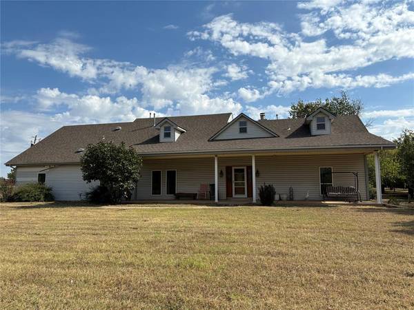 7300 Country Lane, Mustang, OK 73064