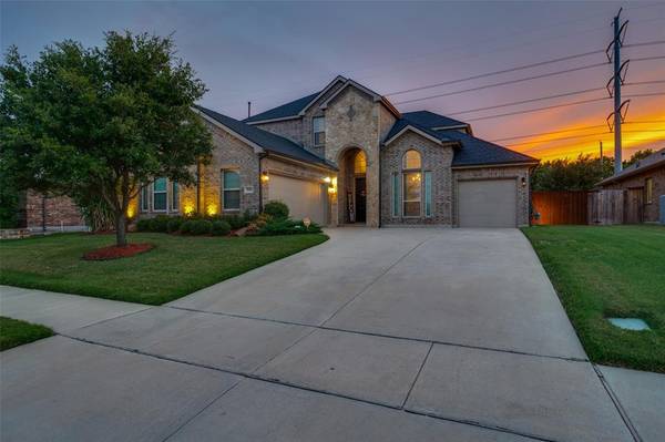 7515 Oxbow Drive, Grand Prairie, TX 75054