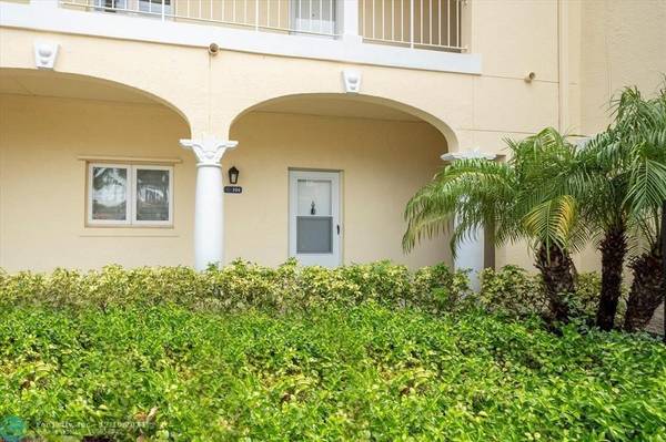 Vero Beach, FL 32967,5060 Harmony Circle  #104