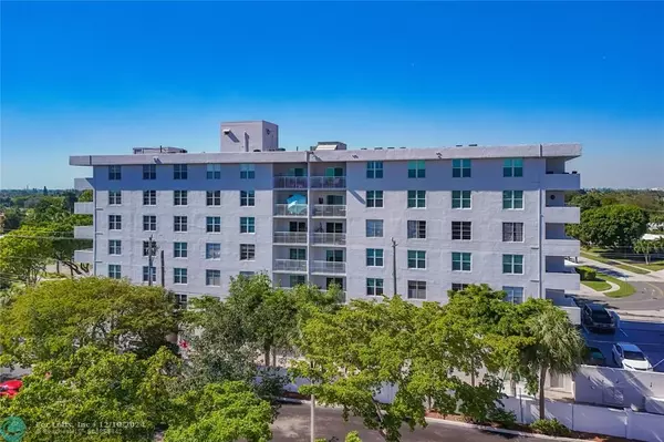 6000 NE 22nd Way  #7E, Fort Lauderdale, FL 33308