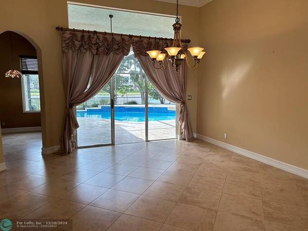 Coral Springs, FL 33067,6420 NW 41st Street