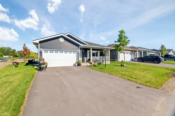 Ashfield-colborne-wawanosh, ON N7A 0C4,196 Lake Breeze DR