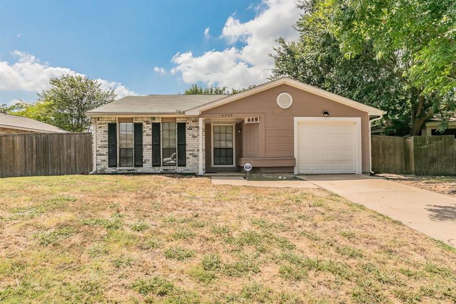 4209 Malone Avenue, The Colony, TX 75056