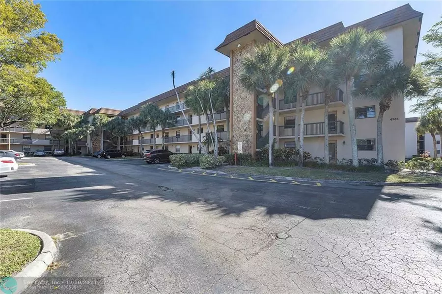 4965 E Sabal Palm Blvd  #209, Tamarac, FL 33319