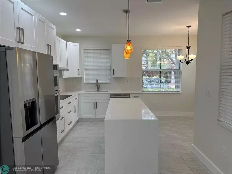 1574 Yellowheart Way, Hollywood, FL 33019