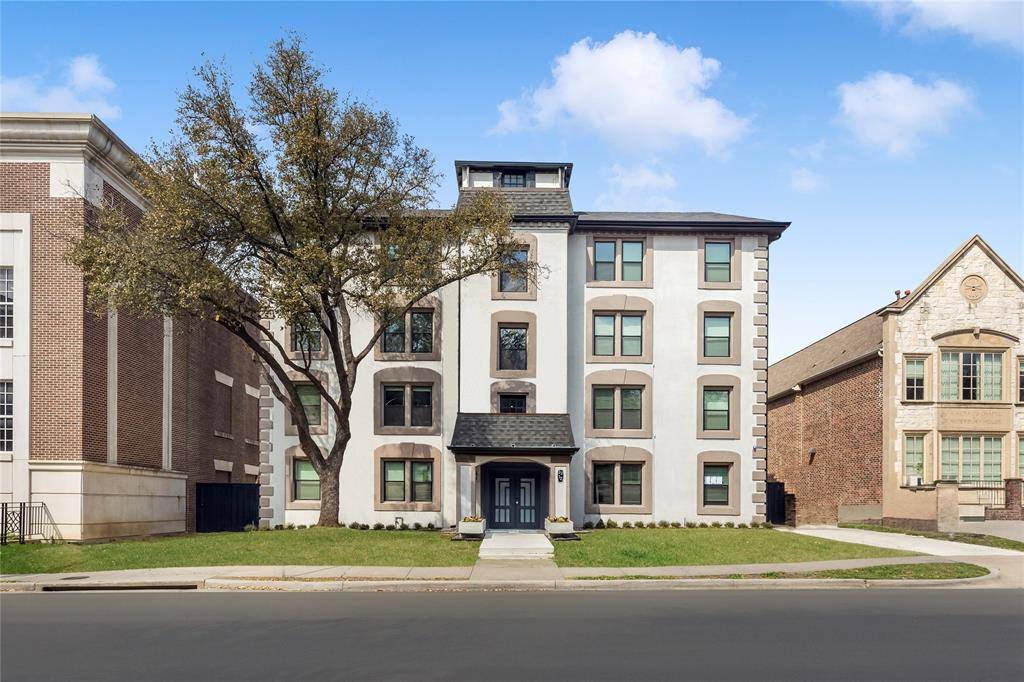 University Park, TX 75205,3312 Daniel Avenue #204