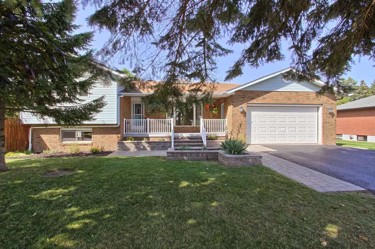 Innisfil, ON L9S 1C4,214 Glenn AVE