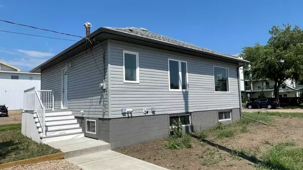 Wainwright, AB T9W 1C6,837 4 AVE