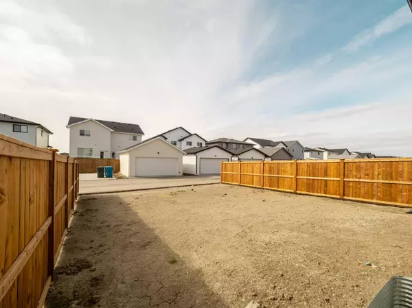 Lethbridge, AB T1K8L3,4346 28 AVE South