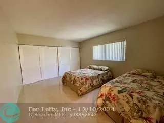 Hollywood, FL 33019,1300 N 12th Ct  #7B