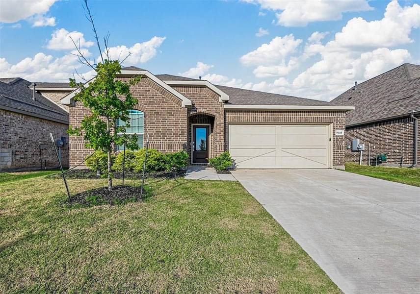 5025 Salinger Drive, Celina, TX 76227