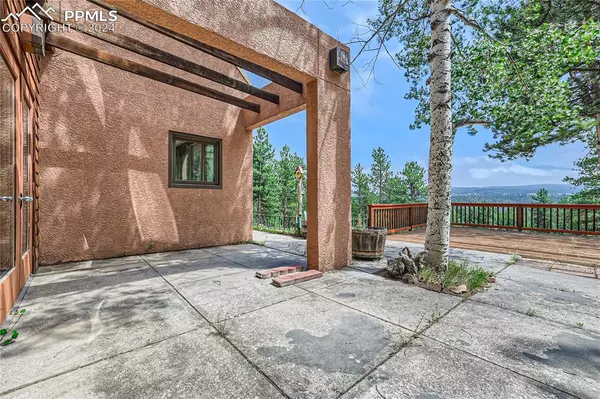 Woodland Park, CO 80863,108 Cedar TRL