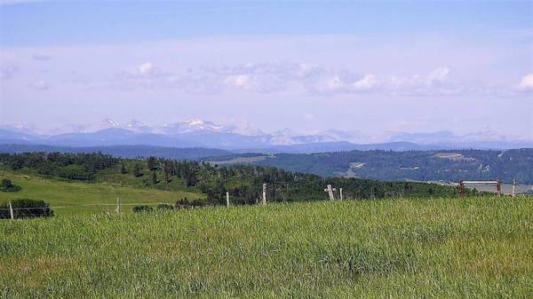 Rural Foothills County, AB T1S 2T7,79.41 Acres SE-13-22-3W5