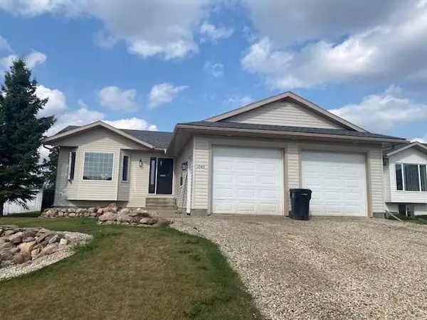 Beaverlodge, AB T0H 0C0,1043 10th ST