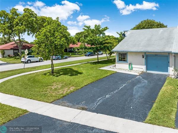 6005 NW 79th Ave, Tamarac, FL 33321