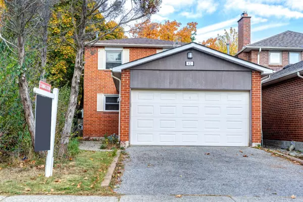 42 Lund ST, Richmond Hill, ON L4C 5V7