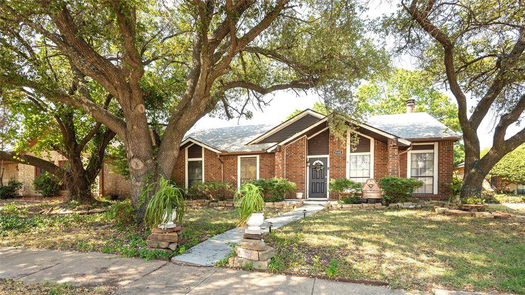 9105 Denver Street, Rowlett, TX 75088