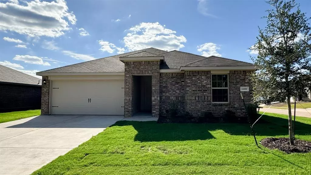 1107 River Oaks Lane, Chandler, TX 75758