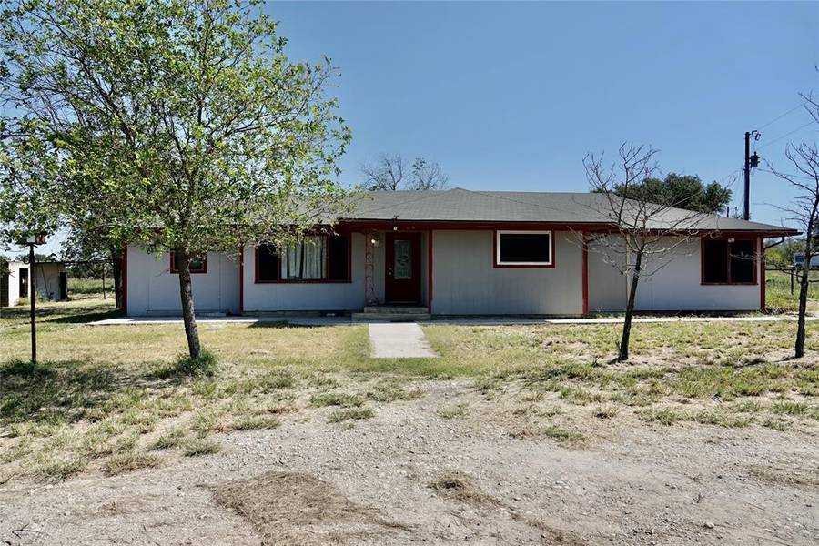 174 CR 189, Mullin, TX 76864