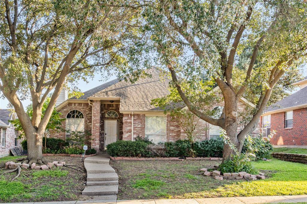 Plano, TX 75025,3904 Burnley Drive