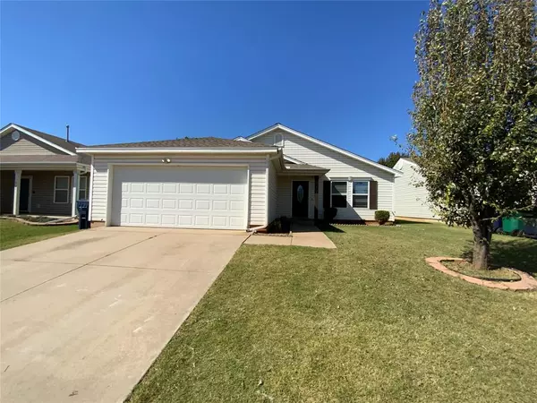 917 Tulip Drive, Yukon, OK 73099