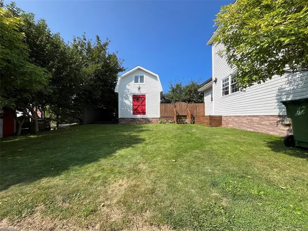 Grand Bank, NL A0E1W0,8 Hawkins Street