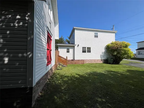 Grand Bank, NL A0E1W0,8 Hawkins Street