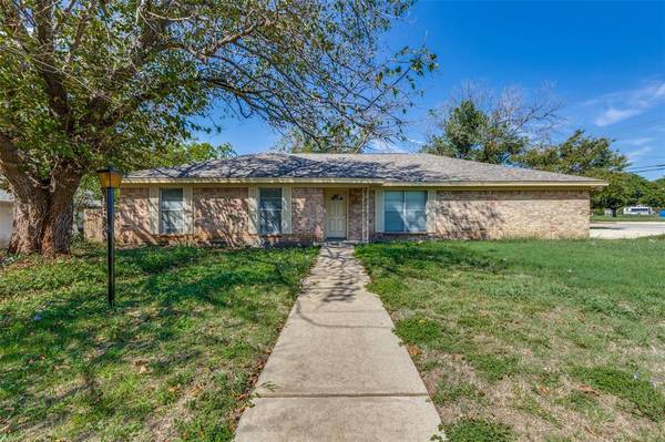 3800 Van Deman Drive, Benbrook, TX 76116