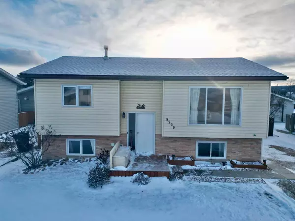 8209 102 AVE,  Peace River,  AB T8S1N1