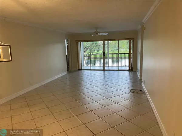 Pompano Beach, FL 33069,3993 Cypress Reach Ct  #205