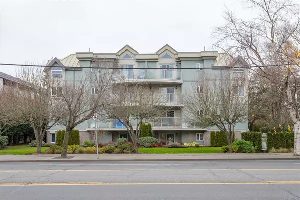 Victoria, BC V8T 3M9,2710 Grosvenor Rd #401